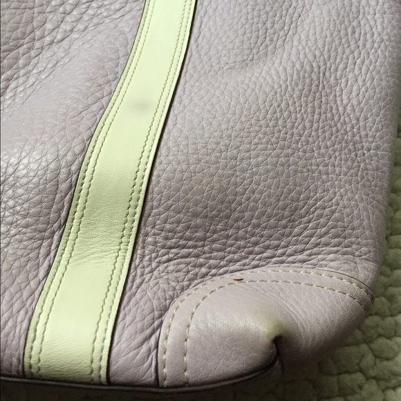 Coach Lavender and Cream Shoulder Bag - Picture 2 of 6